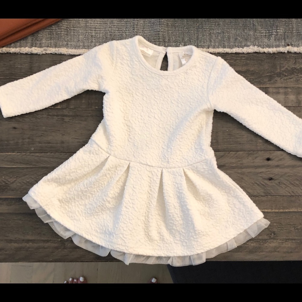 Kardasdian baby girl dress. Size 9 months